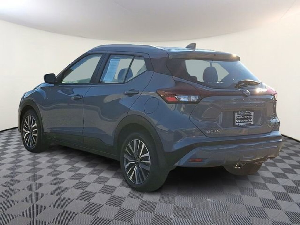Used 2024 Nissan Kicks SV SUV