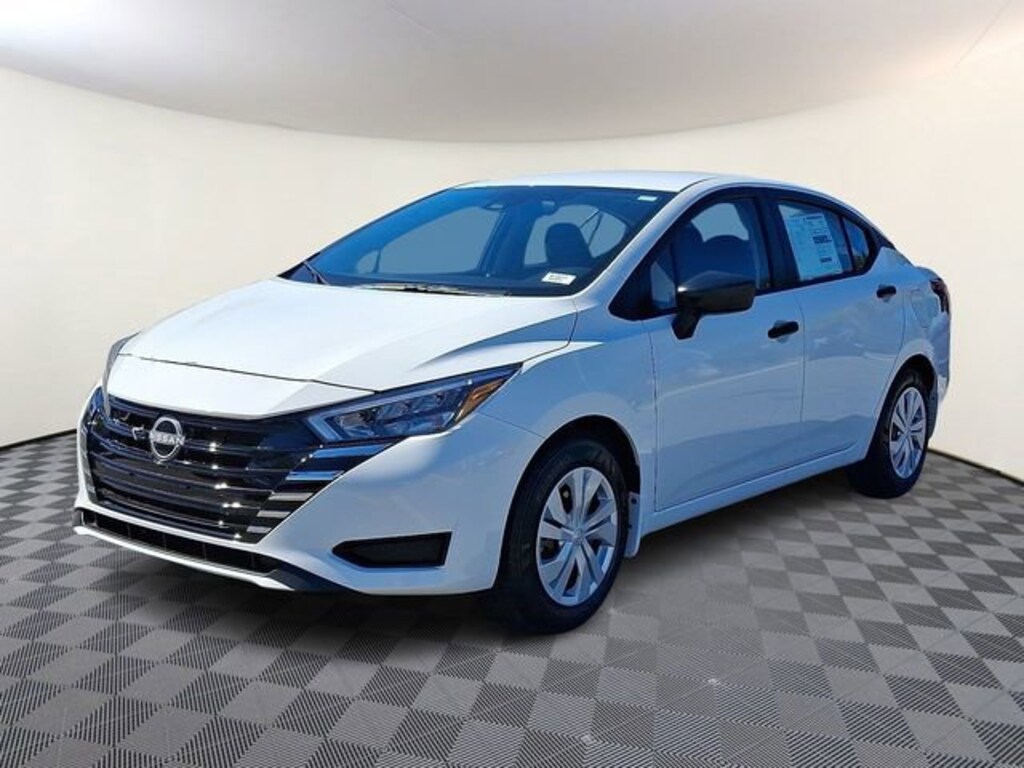 New 2025 Nissan Versa 1.6 S Sedan