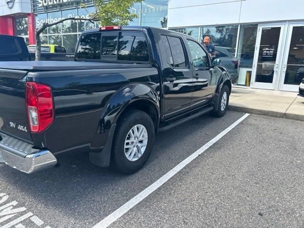 Used 2019 Nissan Frontier SV Truck Crew Cab