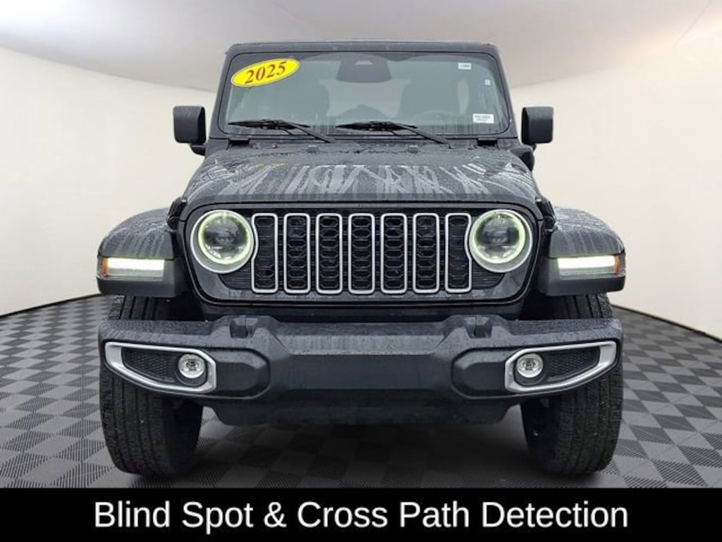 Used 2025 Jeep Wrangler 4xe Sahara SUV