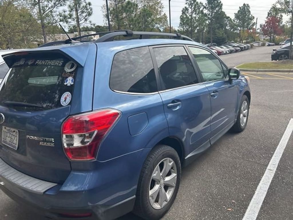 Used 2015 Subaru Forester 2.5i Limited (CVT) SUV