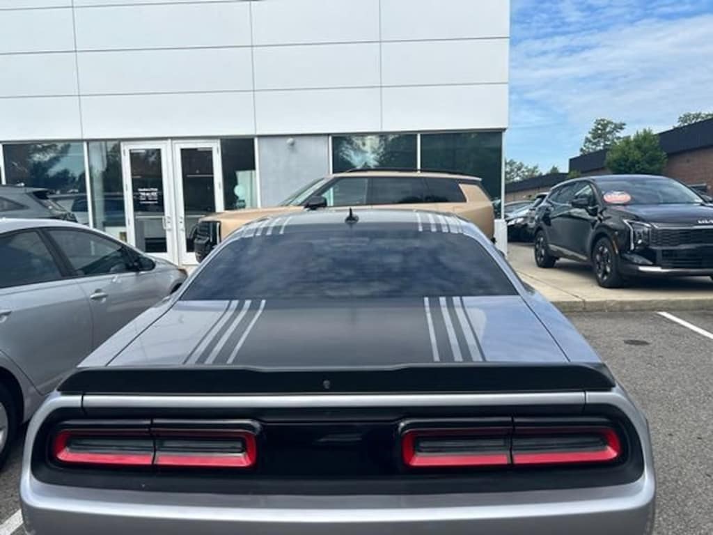 Used 2016 Dodge Challenger R/T Scat Pack Coupe