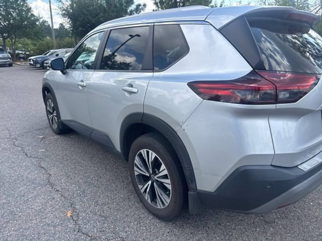 Used 2022 Nissan Rogue SV SUV