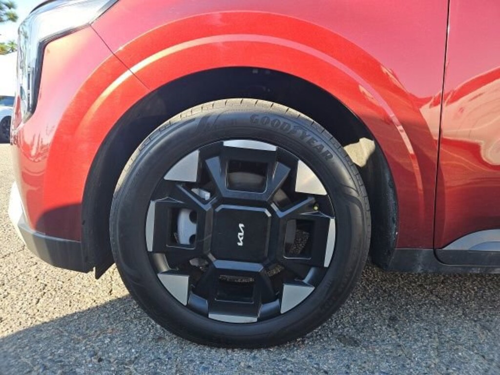 Certified 2025 Kia Carnival EX Van Passenger Van