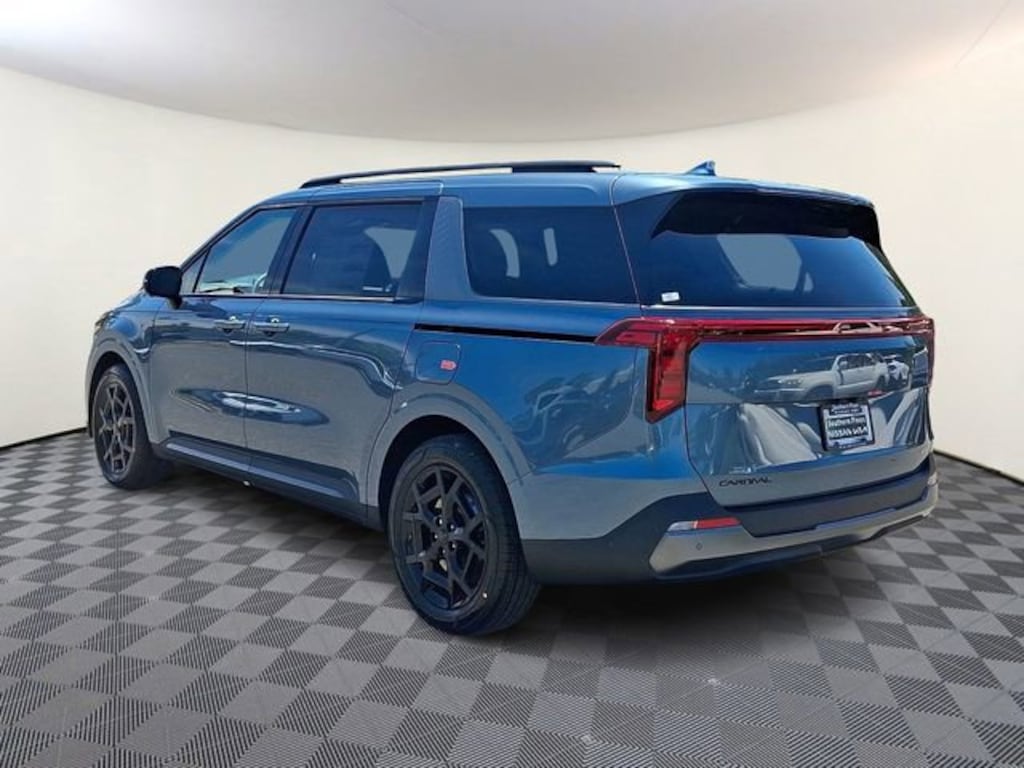 New 2026 Kia Carnival Hybrid SX Van Passenger Van