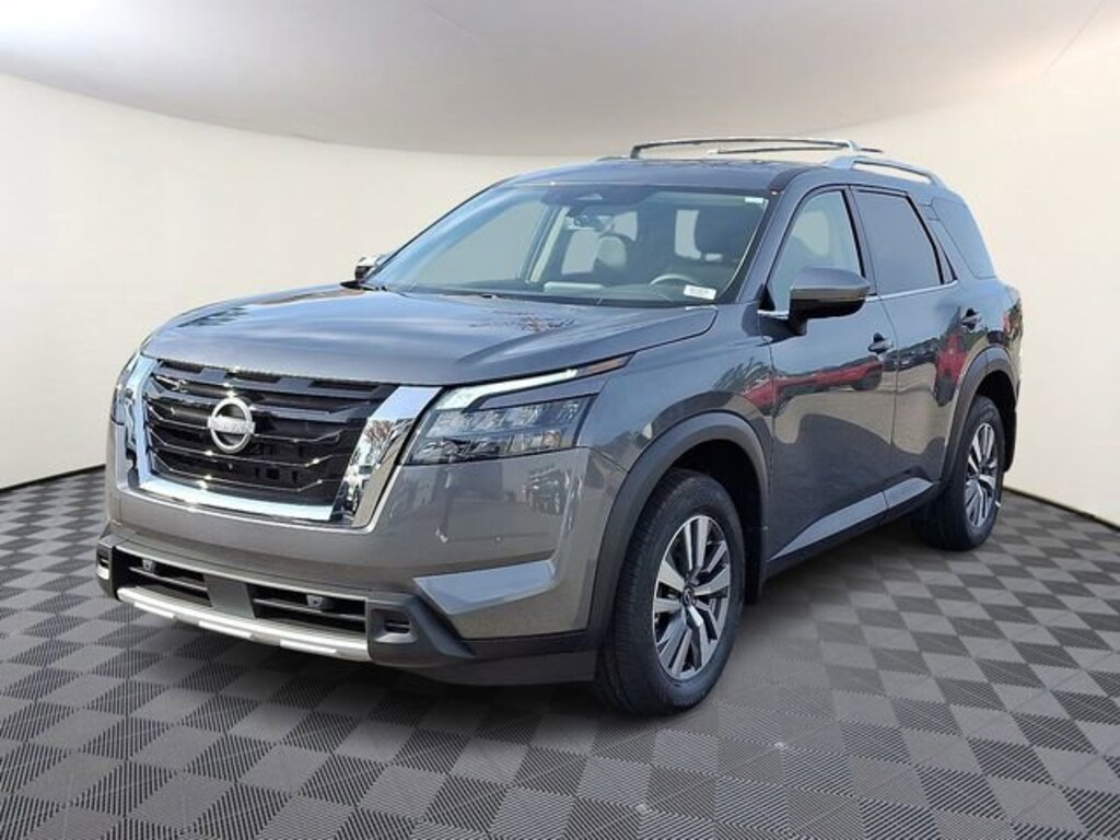 New 2025 Nissan Pathfinder SL SUV