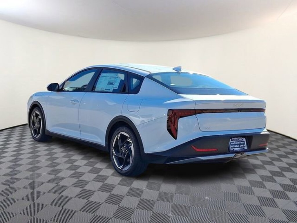 New 2025 Kia K4 EX Sedan