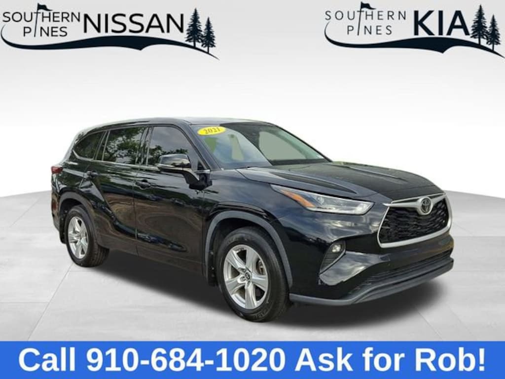 Used 2021 Toyota Highlander LE SUV
