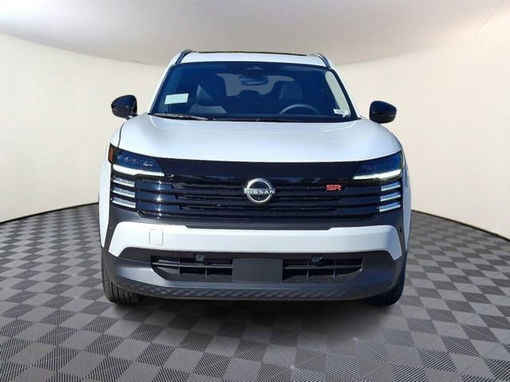 New 2026 Nissan Kicks SR SUV