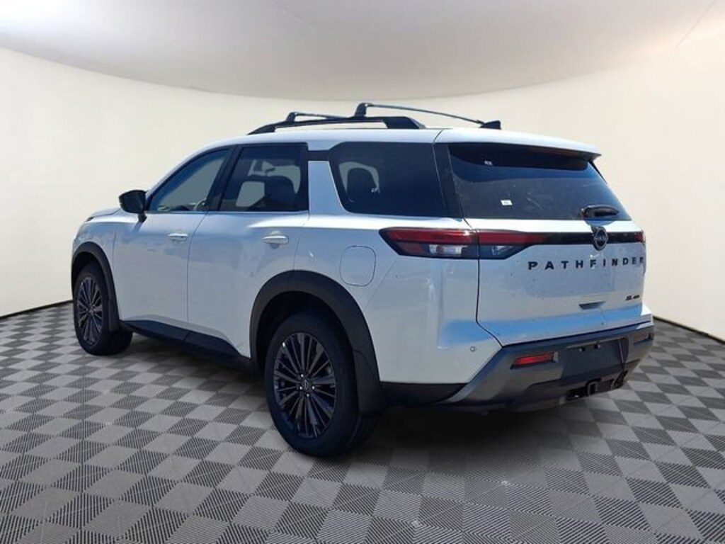New 2026 Nissan Pathfinder SL SUV