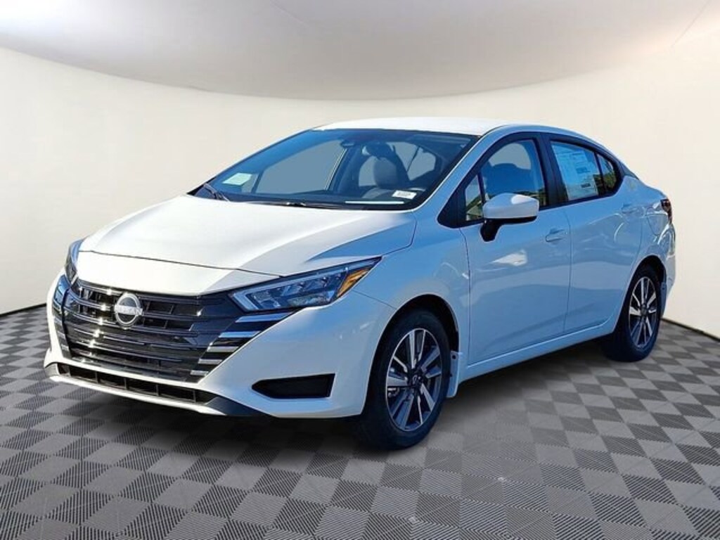 New 2025 Nissan Versa 1.6 SV Sedan