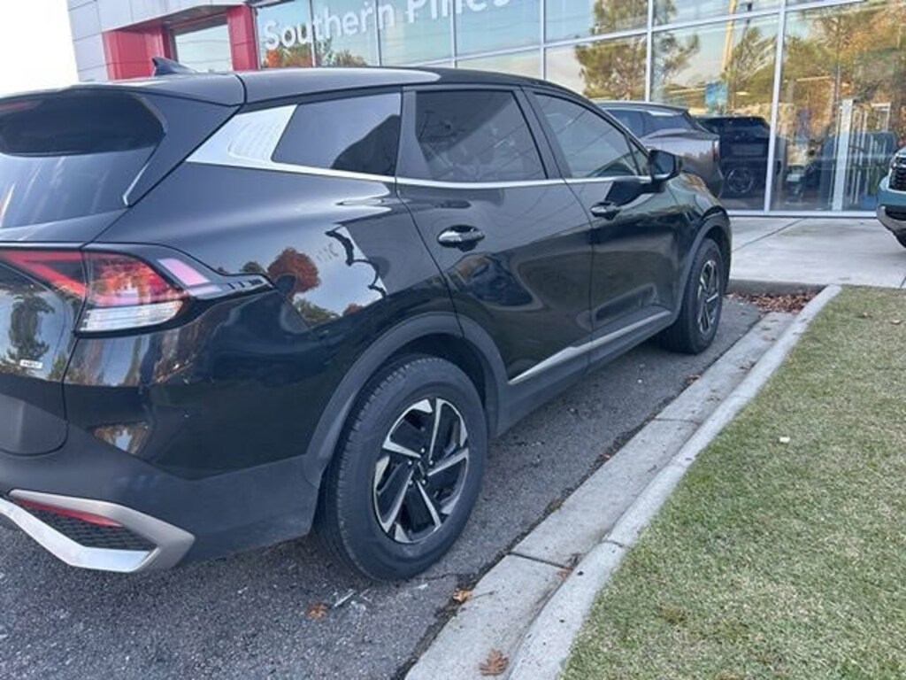 Certified 2023 Kia Sportage Hybrid LX SUV