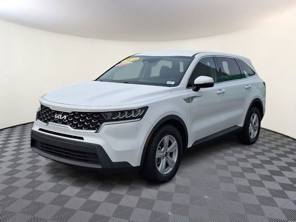 Used 2023 Kia Sorento LX SUV