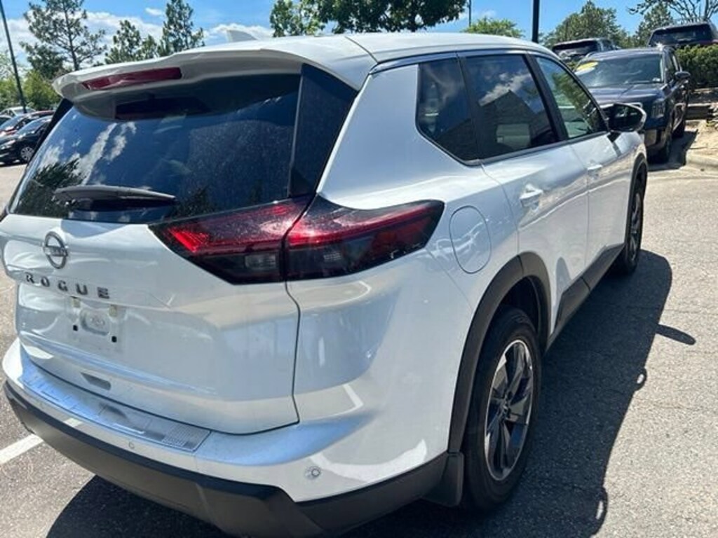 Certified 2026 Nissan Rogue SV SUV
