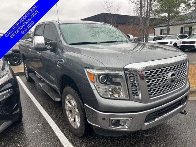 2016 Nissan Titan XD SL's photo