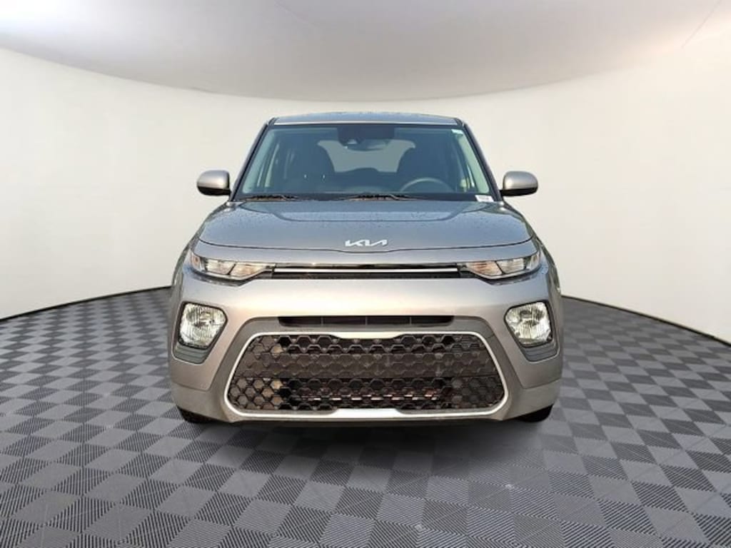 Certified 2022 Kia Soul LX Hatchback