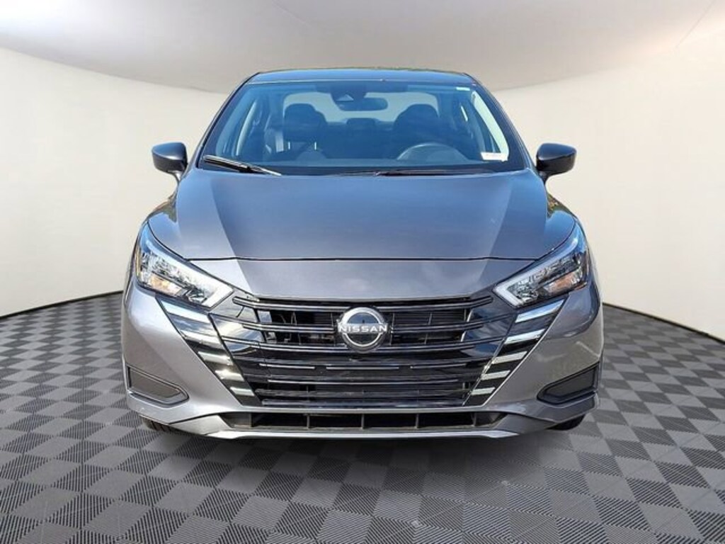 New 2025 Nissan Versa 1.6 S Sedan