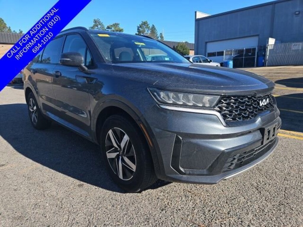 Used 2022 Kia Sorento S SUV