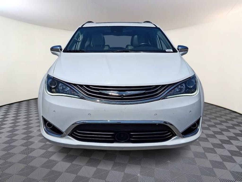 Used 2018 Chrysler Pacifica Hybrid Limited Van Passenger Van
