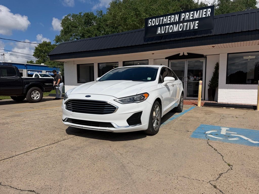 2019 Ford Fusion SEL FWD's photo