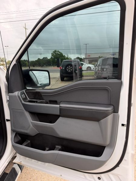 2023 Ford F-150 XLT - Photo 18