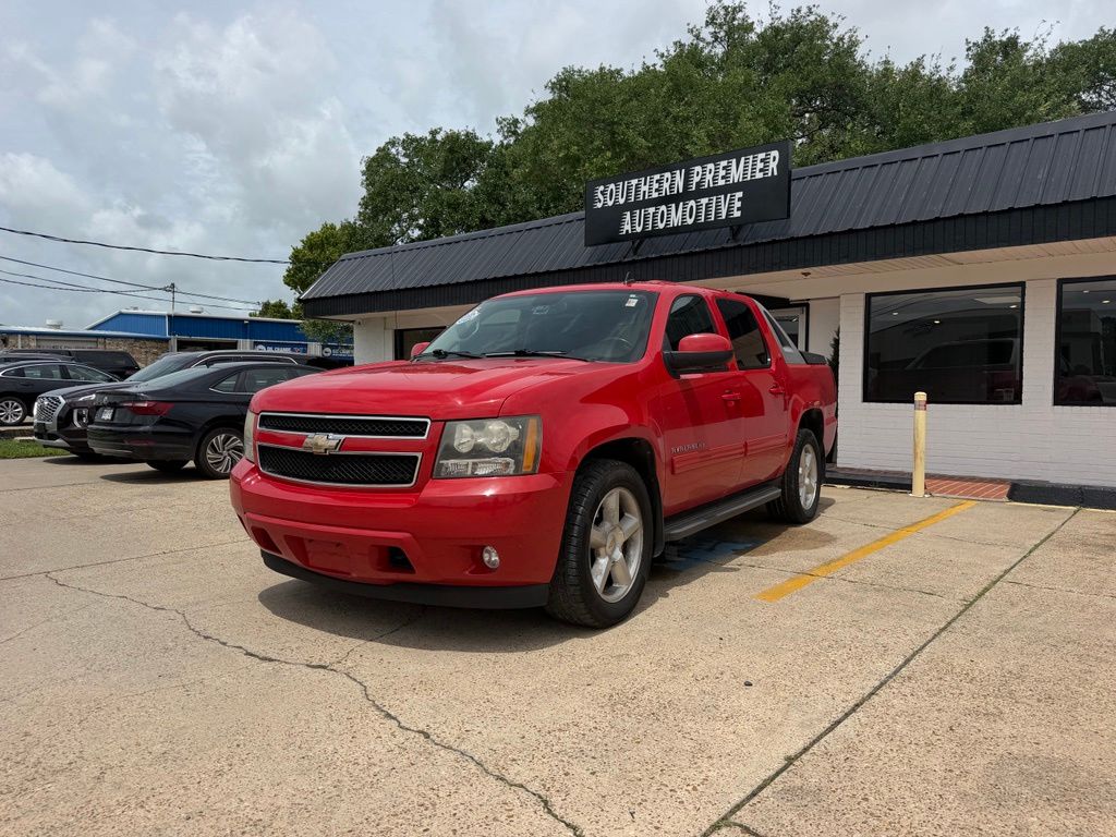 2010 Chevrolet Avalanche 4WD Avalanche LT's photo