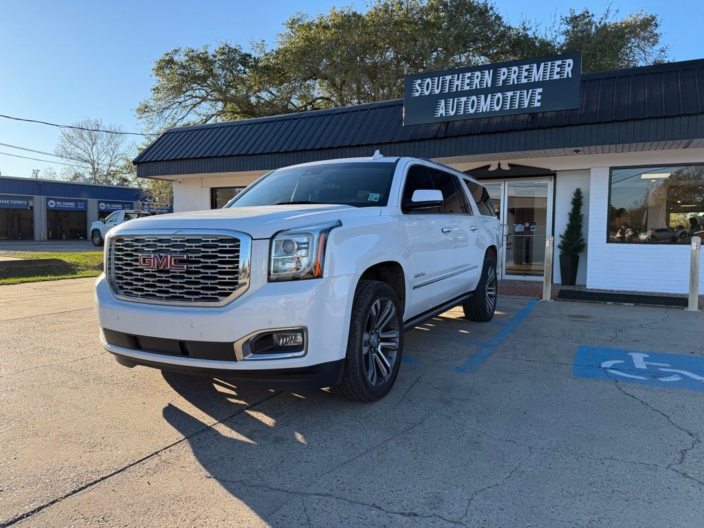 2018 GMC Yukon Denali's photo