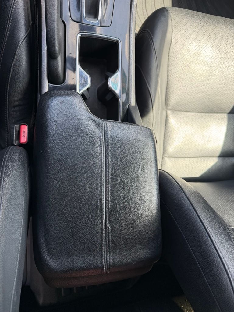 2017 Honda Accord Touring - Photo 19