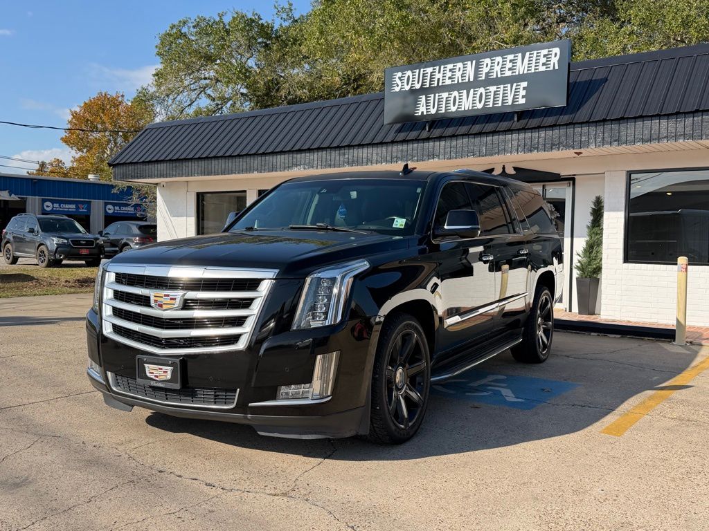 2016 Cadillac Escalade ESV Luxury's photo