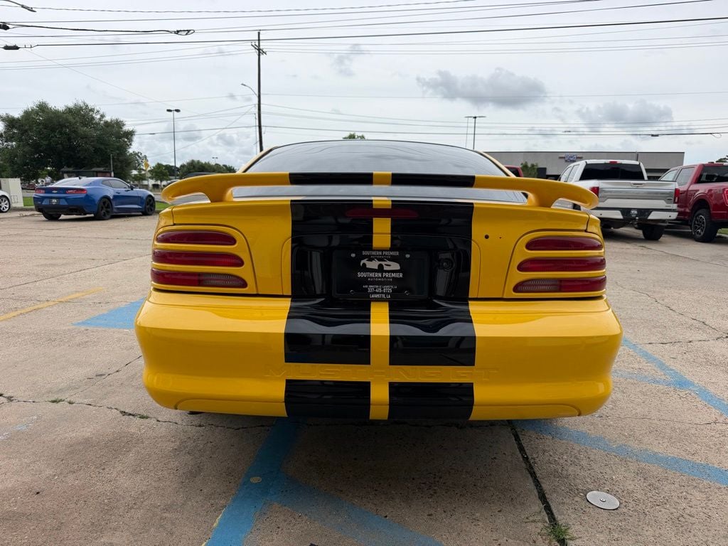 1994 Ford Mustang - Photo 6