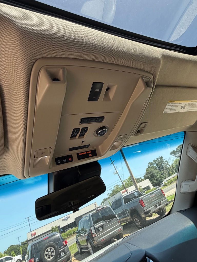 2020 Cadillac Escalade ESV Premium Luxury - Photo 20