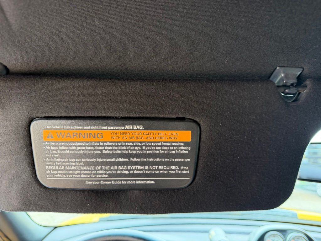 1994 Ford Mustang - Photo 14