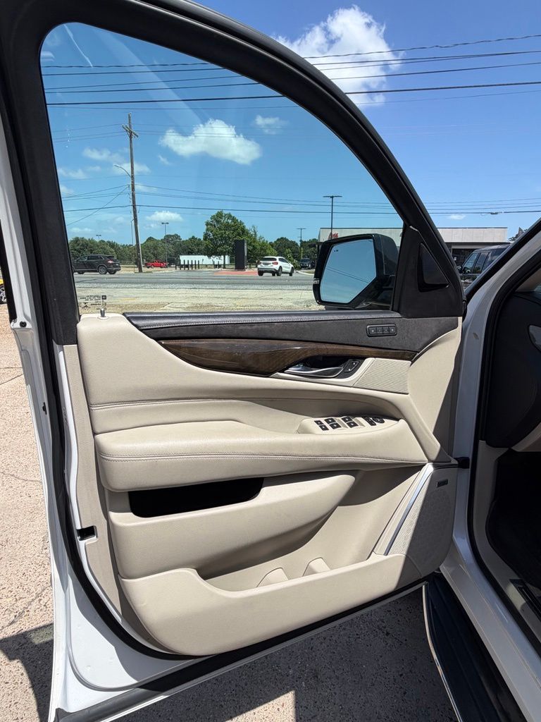 2020 Cadillac Escalade ESV Premium Luxury - Photo 14