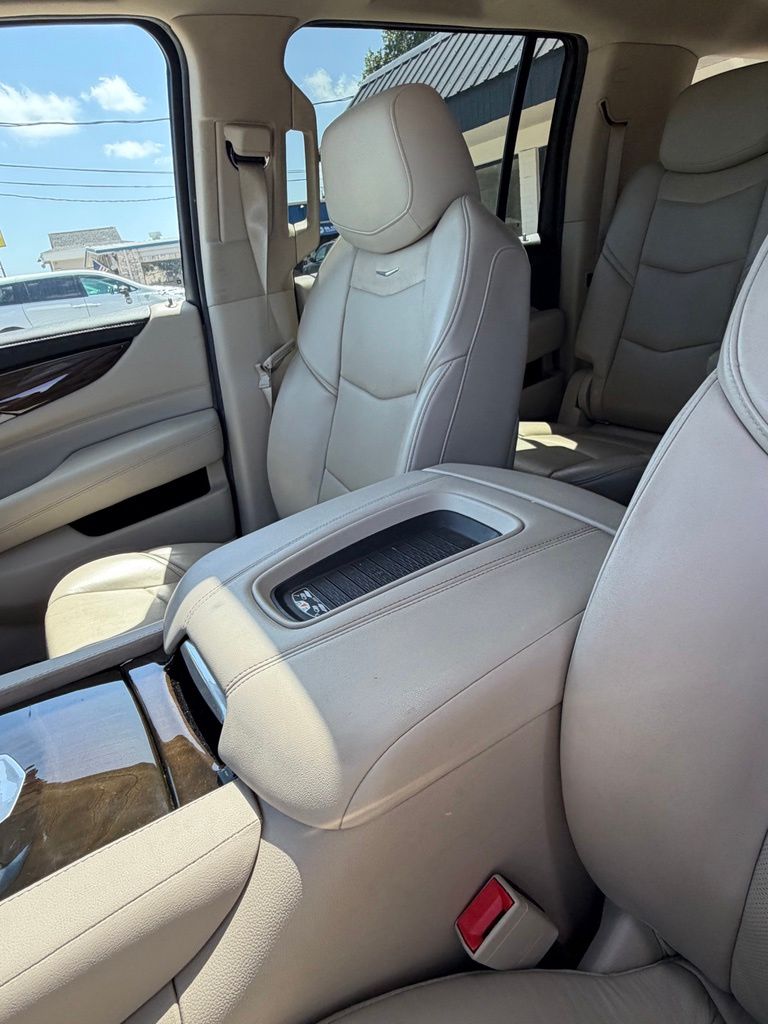 2020 Cadillac Escalade ESV Premium Luxury - Photo 18