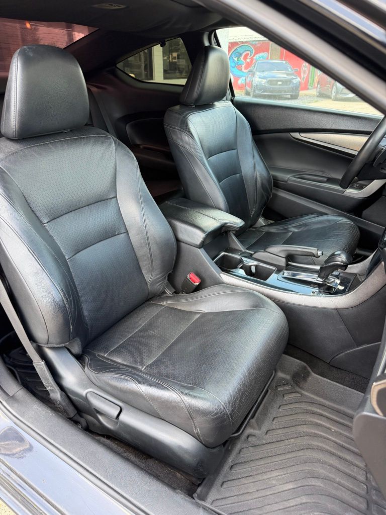 2017 Honda Accord Touring - Photo 23