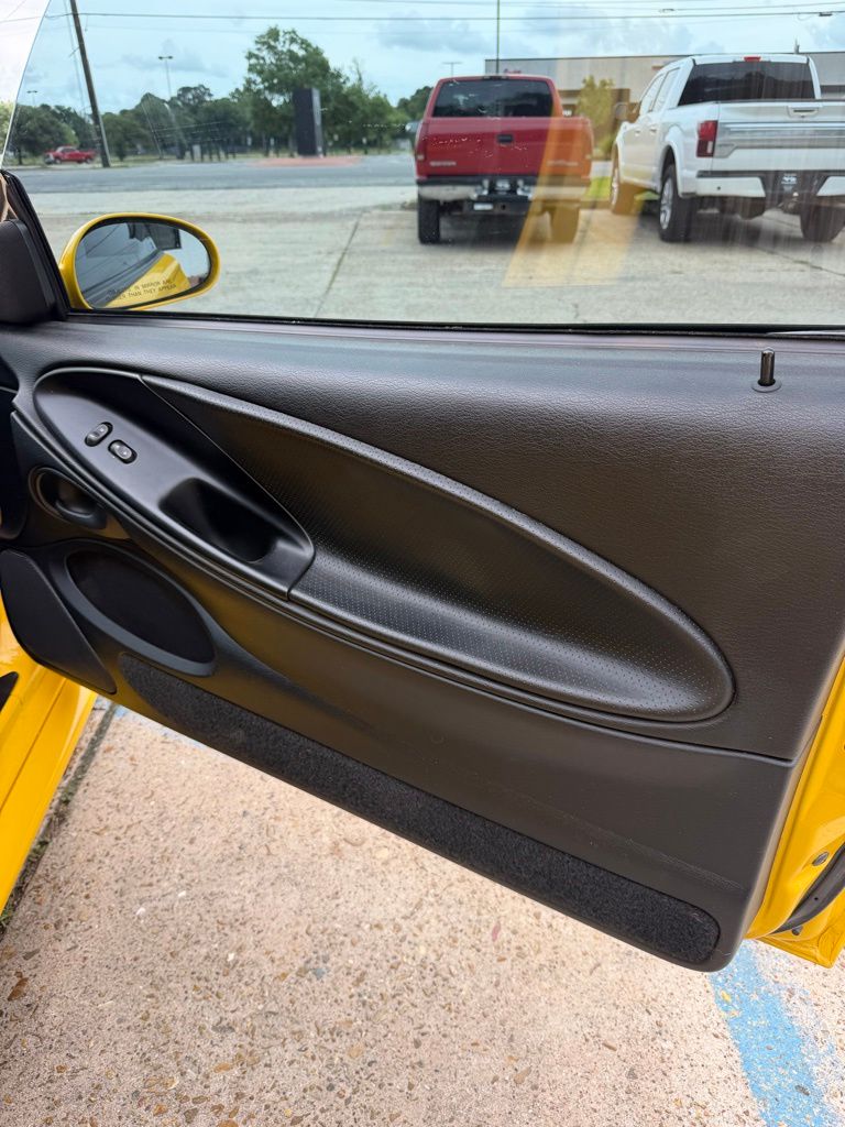 1994 Ford Mustang - Photo 19