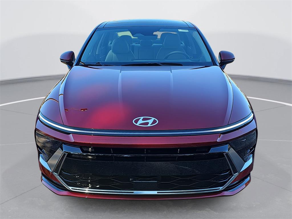 2026 Hyundai Sonata Hybrid SEL photo 2