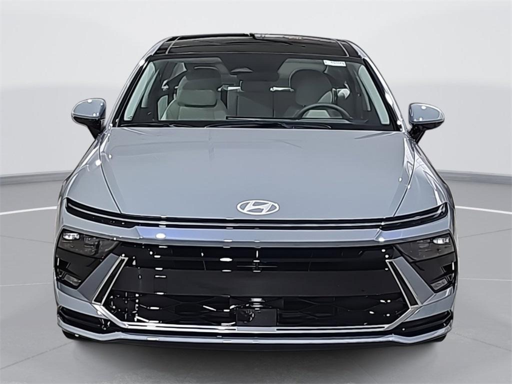 2026 Hyundai Sonata Hybrid SEL photo 2