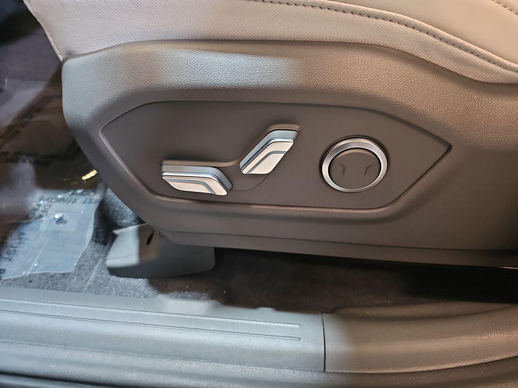 2026 Hyundai Santa Fe SEL - Photo 30