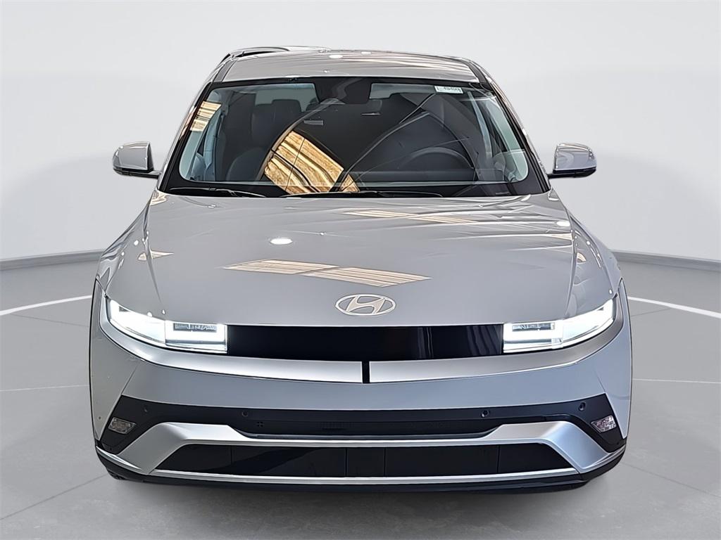 2026 Hyundai Ioniq 5 SEL photo 2