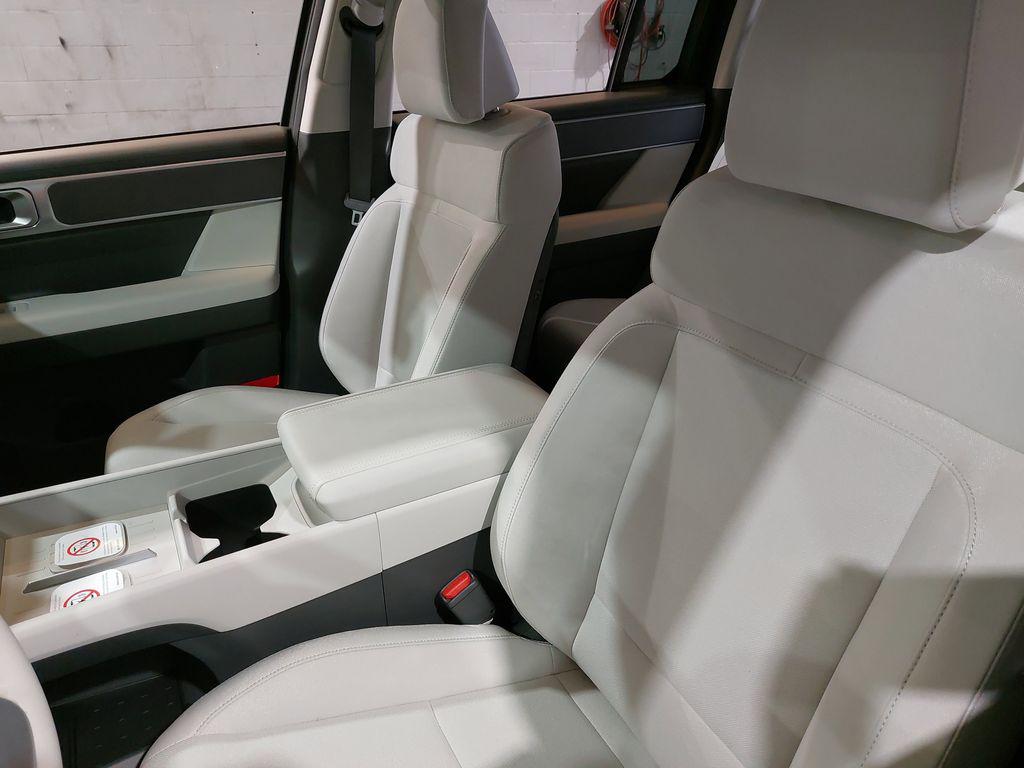 2026 Hyundai Santa Fe SE - Photo 15