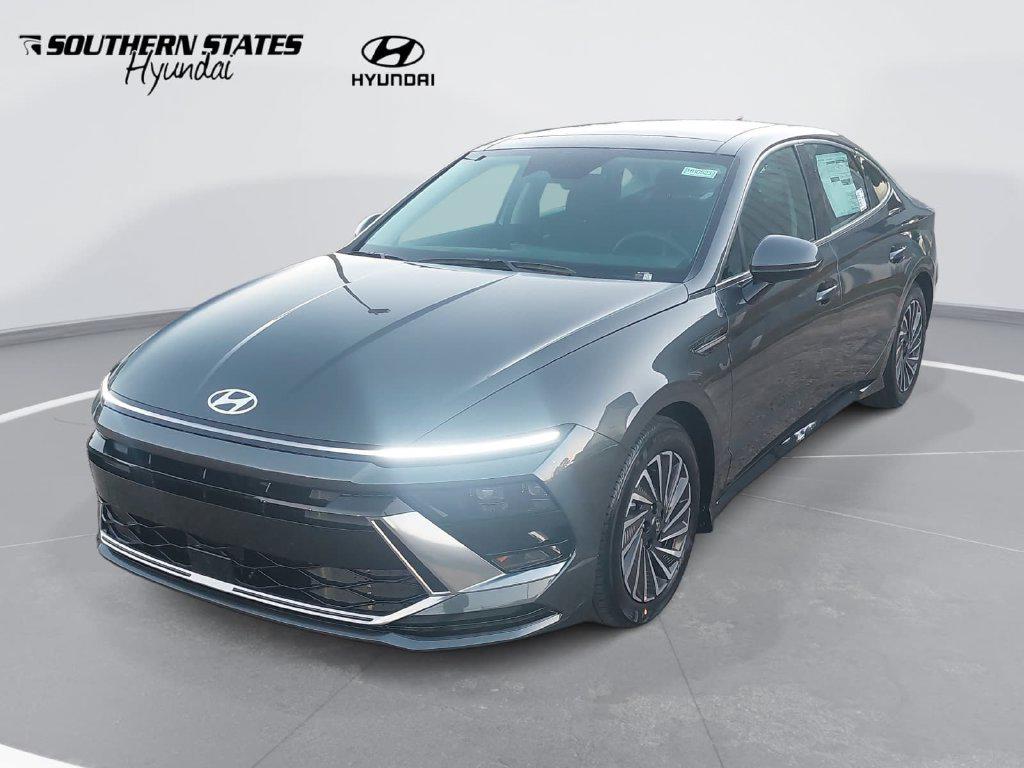 2027 Hyundai Sonata Hybrid Sedan 