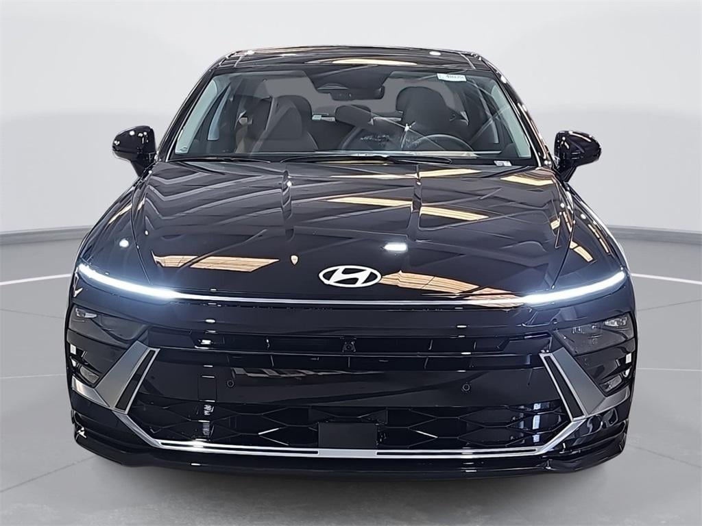 New 2026 Hyundai Sonata Hybrid Limited Sedan