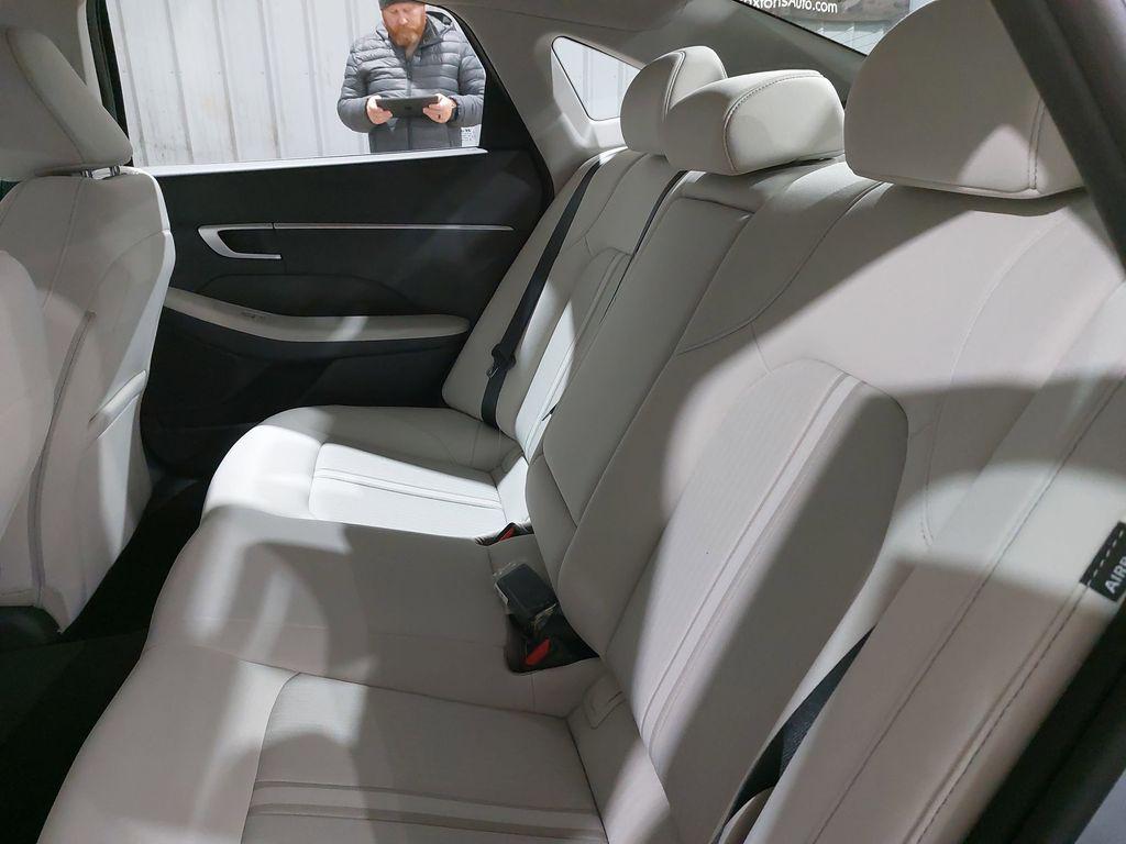 2026 Hyundai Sonata SEL - Photo 13