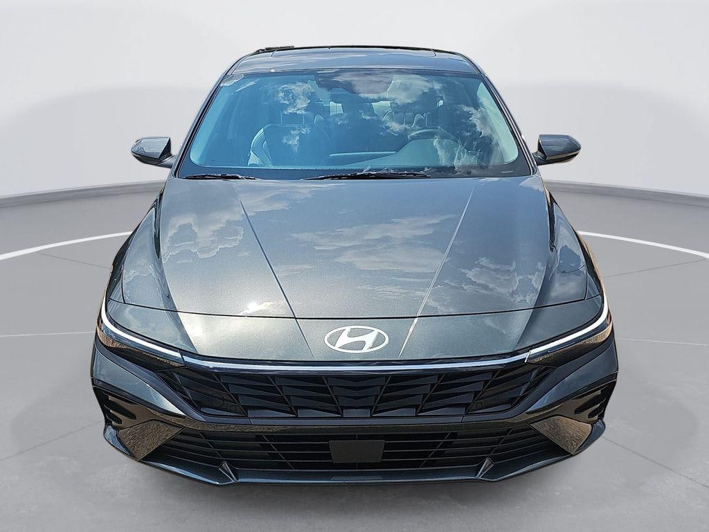 New 2026 Hyundai Elantra Limited Sedan