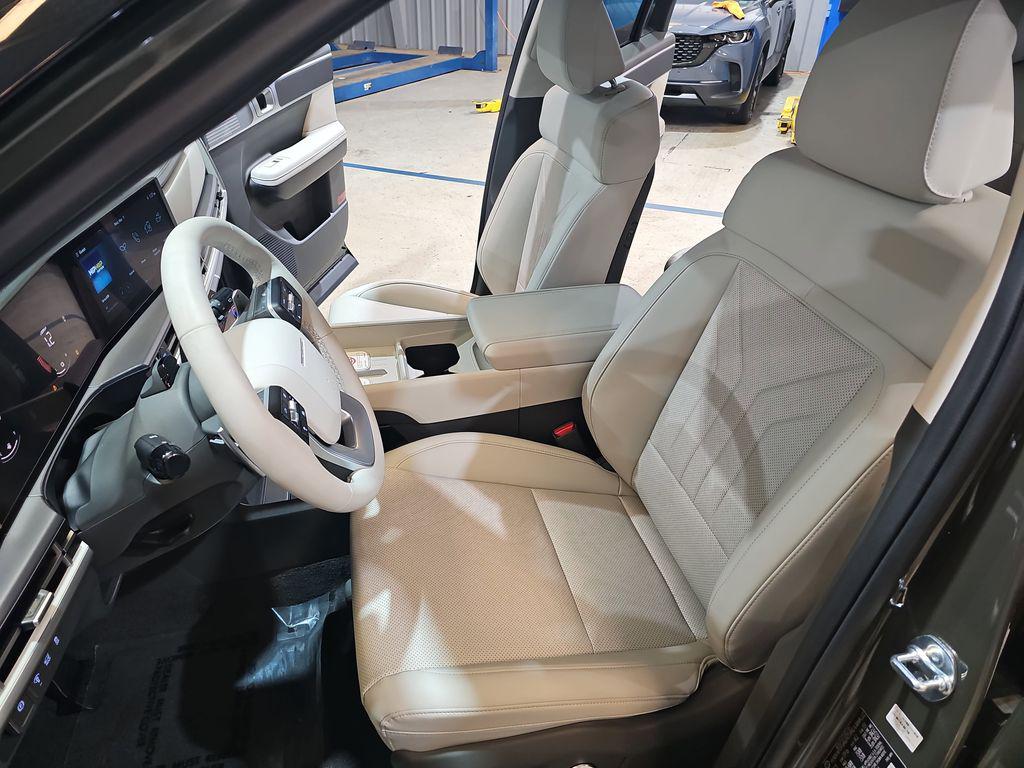 2026 Hyundai Santa Fe SEL - Photo 16