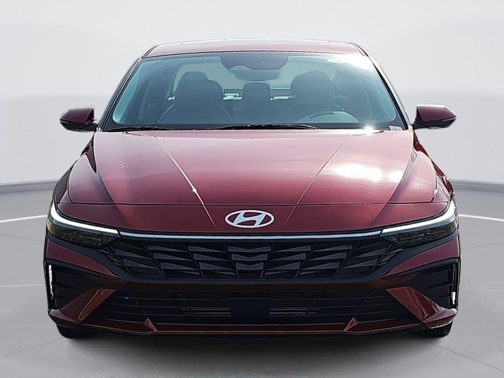 New 2026 Hyundai Elantra Limited Sedan