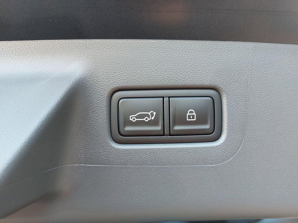 2026 Hyundai Santa Fe SE - Photo 14