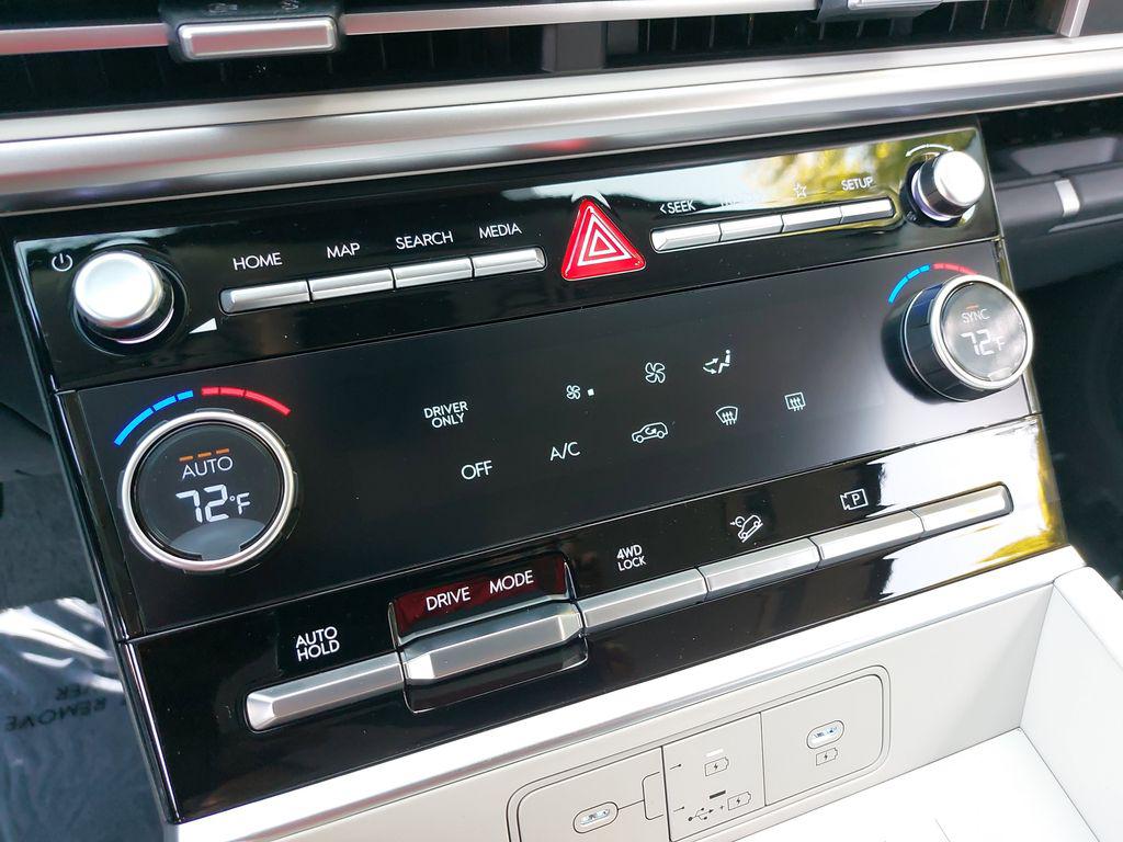 2026 Hyundai Santa Fe SE - Photo 22