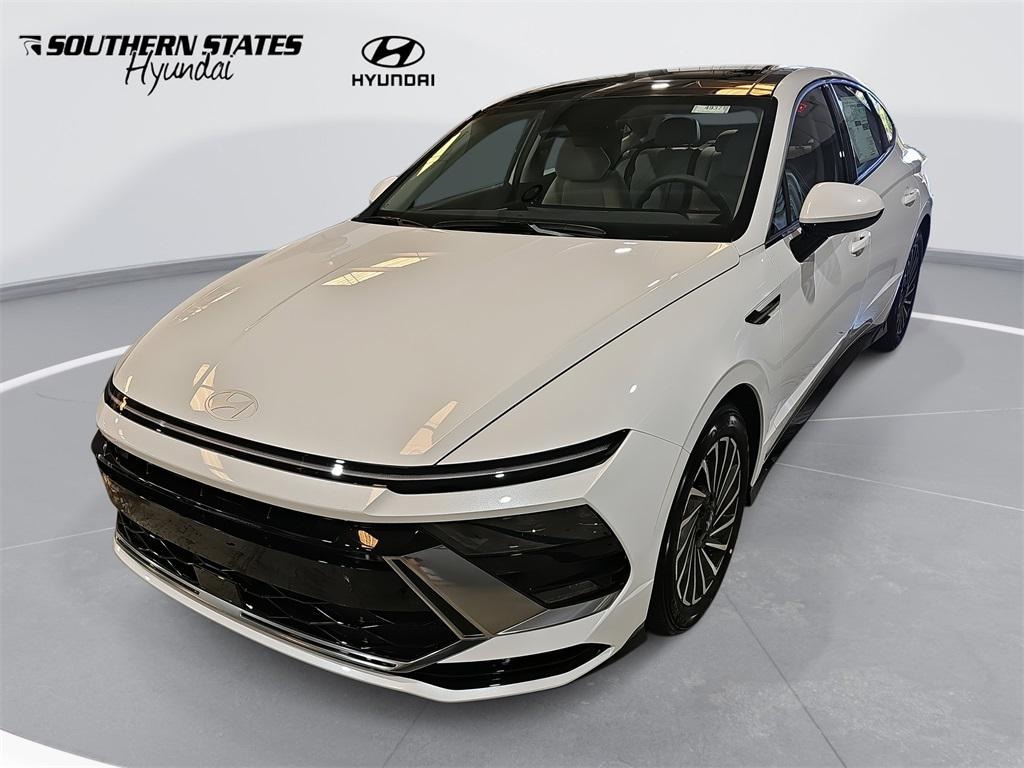 New 2026 Hyundai Sonata Hybrid SEL Sedan